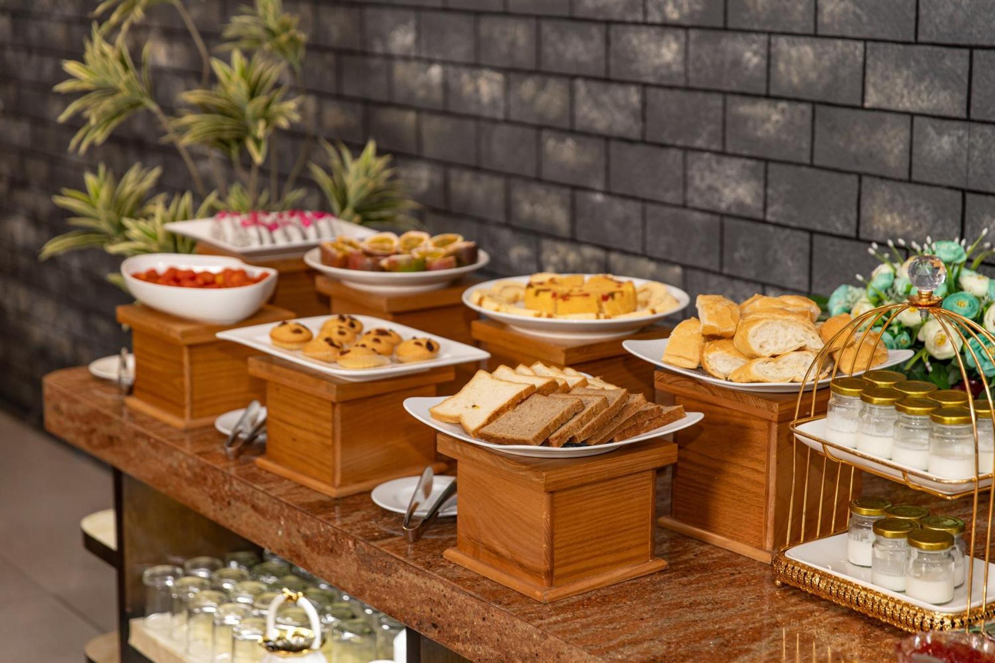 Palazzo Luxury Hotel Đà Nẵng Extérieur photo
